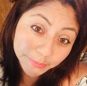 Meet your Posher, Mayra